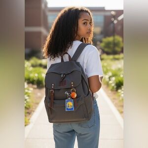 NWOT. Warriors basketball 🏀 Keychain includes Heart Shape Silver Medal Spring.